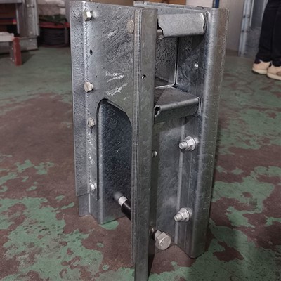 Tvarovaná oceľ pre fotovoltaiku